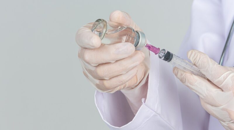 Vacinas contra gripe e covid-19