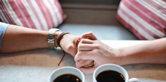 Café faz mal para a saúde? Vídeo explica benefícios e malefícios café