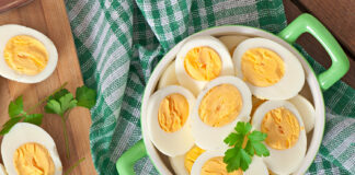 Ovo cozido é aliado da dieta e traz benefícios ovo cozido