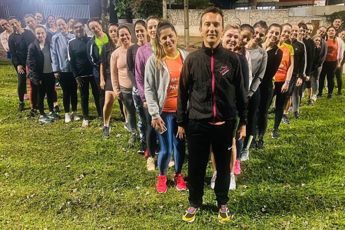 FOTO GRUPO DE CORRIDA Unimed Cascavel