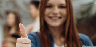 Unimed Londrina convida o público a escolher qual instituição deve ganhar mais cadeiras de rodas unimed londrina