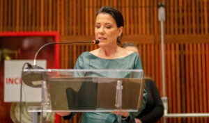 Luciana da Veiga Oliveira_trf4_posse_31