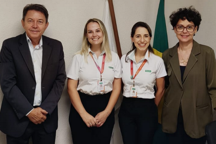 FOTO PARCERIA OUVIDORIA E PROCON DE CASCAVEL FOTO PARCERIA OUVIDORIA E PROCON DE CASCAVEL