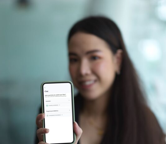 Plataforma permite aproximação de pacientes e profissionais de saúde cuidado com a saúde