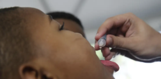 Campanha de vacinação contra poliomielite começou nesta segunda polio