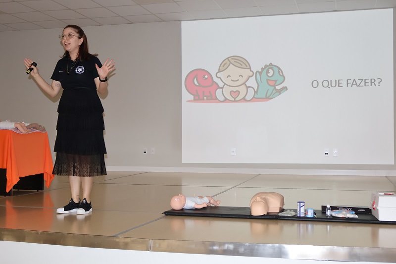 FOTO 3 PRIMEIROS SOCORROS INFÂNCIA