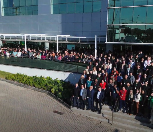 Vídeo celebra 45 anos da Unimed Paraná