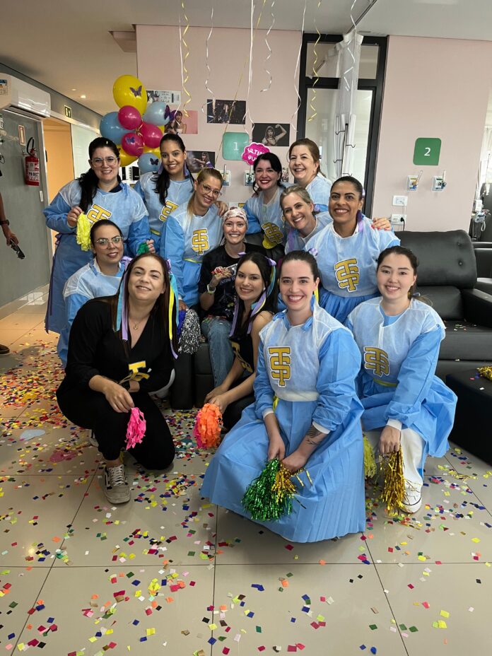 WhatsApp Image 2025-02-05 at 11.54.58 festa última sessão de quimioterapia