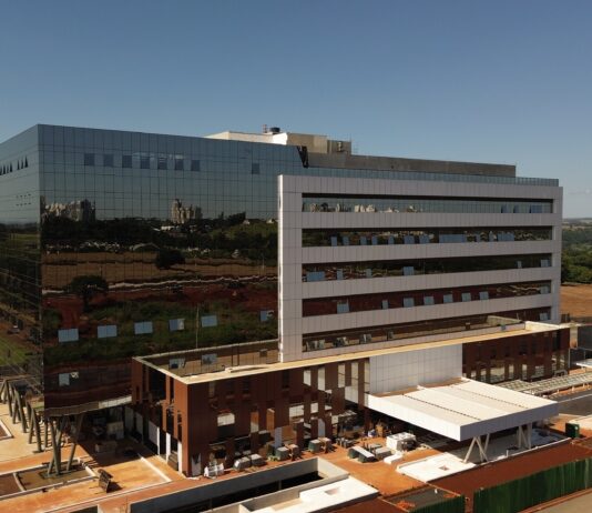 Unimed Londrina celebra 54 anos de história Inauguração do Hospital Unimed Londrina e ação especial com colaboradores marcam a celebração do aniversário