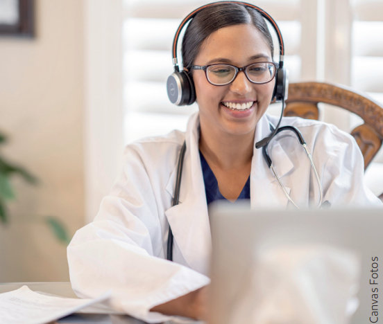 A telemedicina permite consultas virtuais que aumentam o acesso à saúde e proporcionam conforto aos pacientes