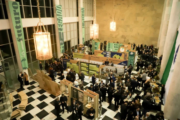 exposicao_em_homenagem_aos_100_da_frisia_e_ao_ano_internacional_do_cooperativismo-07-07-25_422_0 cooperativismo legado