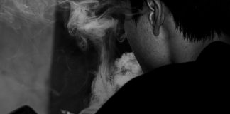 Busca por “vape” e “rouquidão” cresce e demonstra preocupação sobre impactos do cigarro eletrônico na voz Busca por “vape” e “rouquidão” cresce e demonstra preocupação sobre impactos do cigarro eletrônico na voz