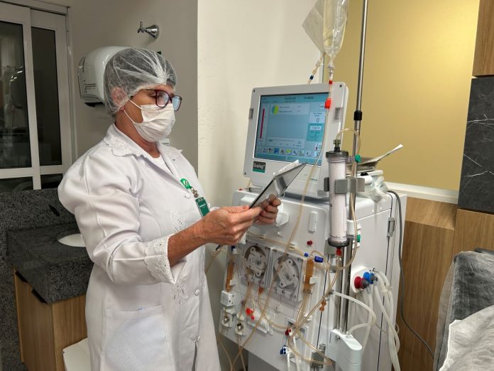 Foto 3 - Rosana Milene Campos Rego, estagiária curso técnico de enfermagem Unimed Foto 3 - Rosana Milene Campos Rego, estagiária curso técnico de enfermagem Unimed