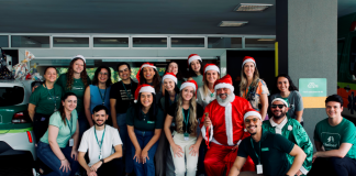 Unimed Londrina realiza entrega de presentes do Natal Solidário para 150 crianças da AME Natal Solidário