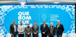 11º E-saúde – Encontro de Tecnologias em Saúde – desenha o futuro da gestão Mesa de abertura do E-saúde 2025