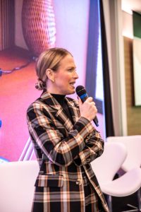 Michelle: o retorno das hard skill não exige que todos sejam programadores, mas que se tornem profissionais de tecnologia em suas áreas