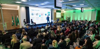 Soluções tecnológicas de um sistema inovador 5º painel do E-saúde debate soluções tecnológicas de um sistema inovador