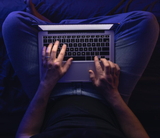 Como não cair em golpes na internet golpes internet