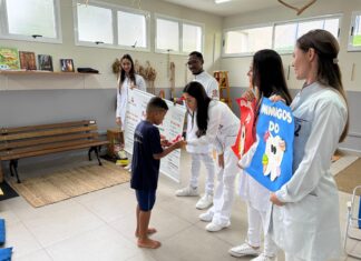 Programa de Saúde Bucal orienta 160 estudantes da Zona Norte de Londrina programa de saúde bucal