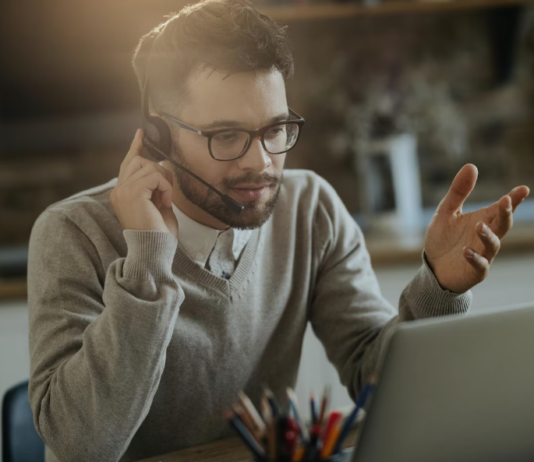 Etiqueta empresarial é fundamental no atendimento ao cliente