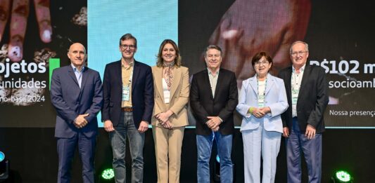 Vice-presidente da Unimed do Brasil e ex-presidente da Unimed Paraná é escolhido para receber o Troféu Ocepar – Líder Cooperativista do Ano