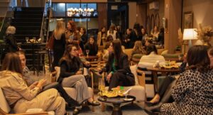 clube de leitura “Entre Livros & Elas”
